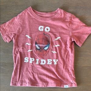 GAP Marvel Holographic Go Spidey Short Sleeve Tee with Spider-Man Design Size 2